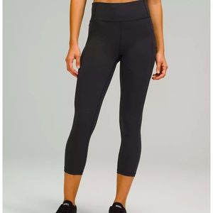 Luluemon crop leggings